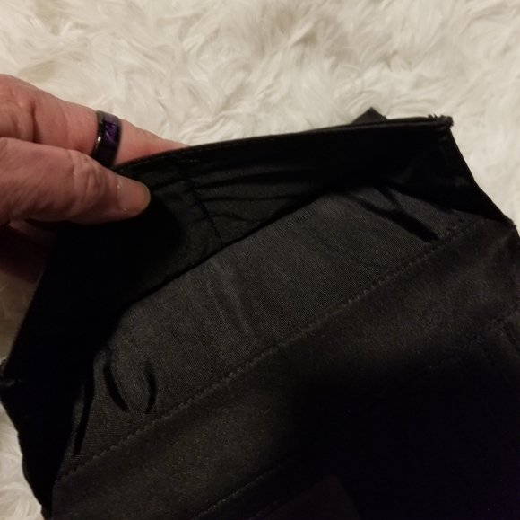 Nine West Trifold Wallet - Picture 4 of 8